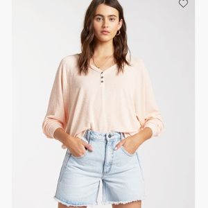 NWT Billabong From Here Top